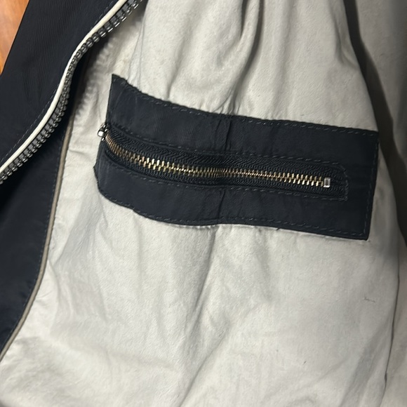 Men’s XXL Tommy Bahama Black, Cotton/Nylon Jacket. - Picture 4 of 5